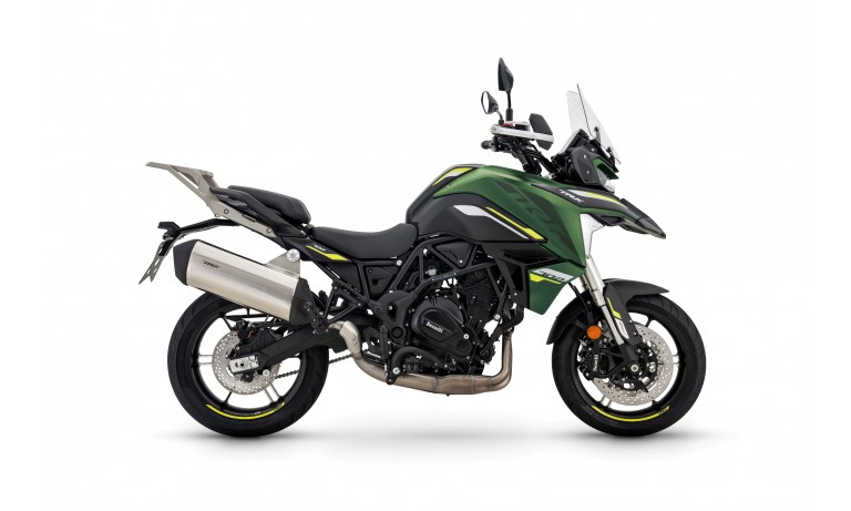 Benelli TRK 702 stradale + OMAGGIO KIT 3 BAULETTI